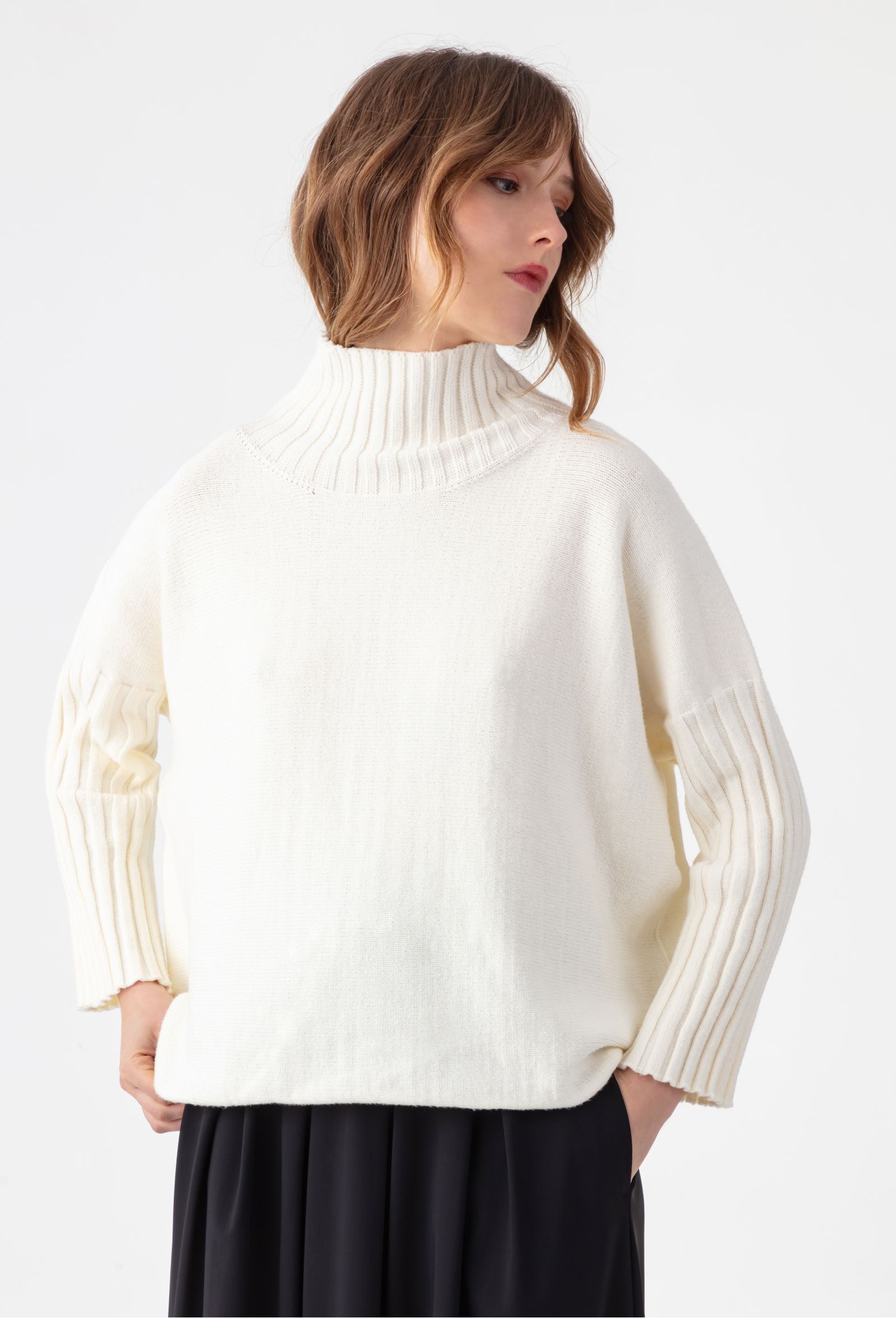 PULL KARLIE